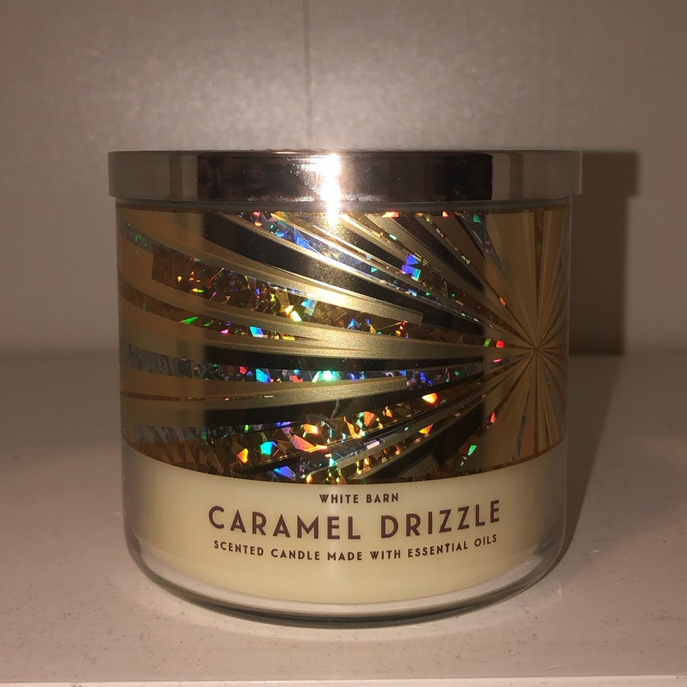 Bath and body works “caramel drizzle” candle